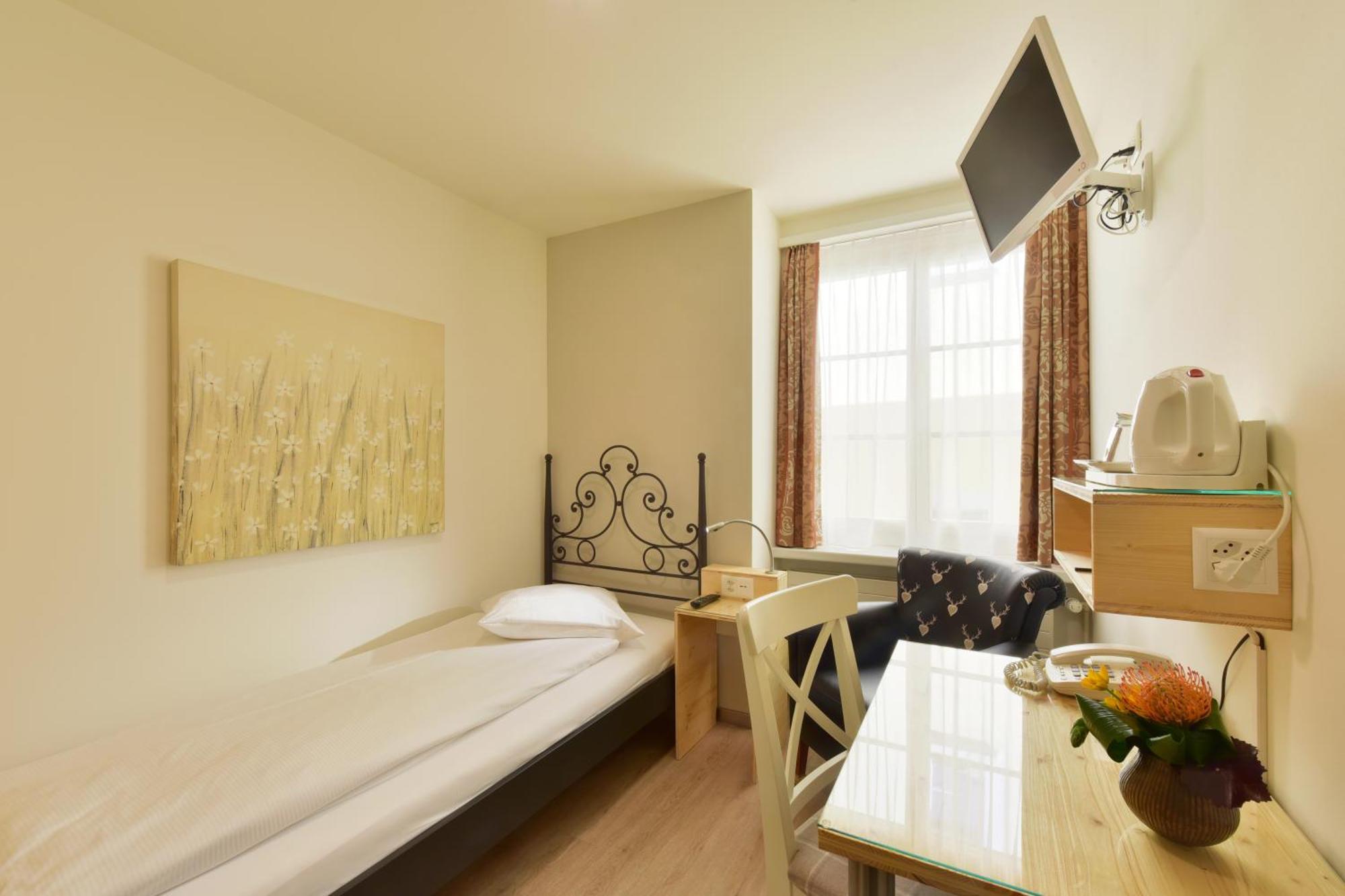 Hotel Hirschen Zürih Dış mekan fotoğraf