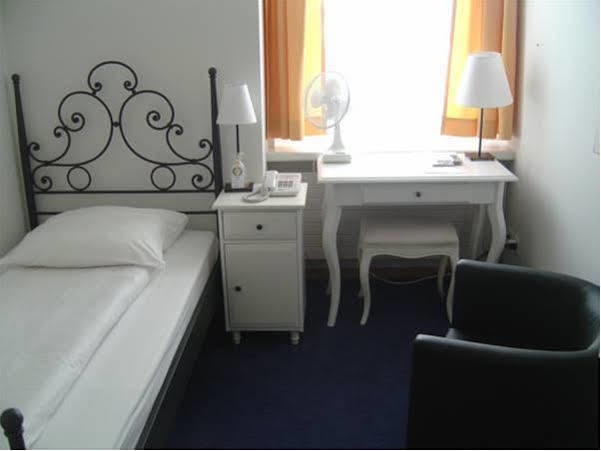Hotel Hirschen Zürih Dış mekan fotoğraf